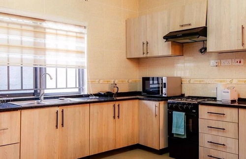 Lusaka Central House | Spacious Retreat w/Pool, Solar Power & Pet-Friendly-Sleeps 10