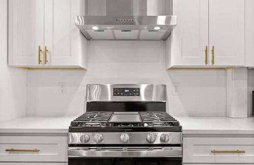 Hanahan Apartment | Spacious Retreat with Pool