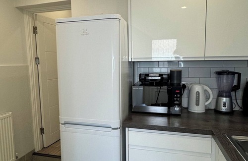 West Ham House | Spacious room in Greater London