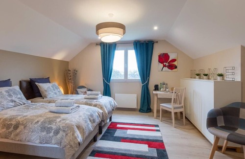 Vyans-le-Val Bed & Breakfast | Spacious room with sauna and electric bikes in Vyans-le-Val