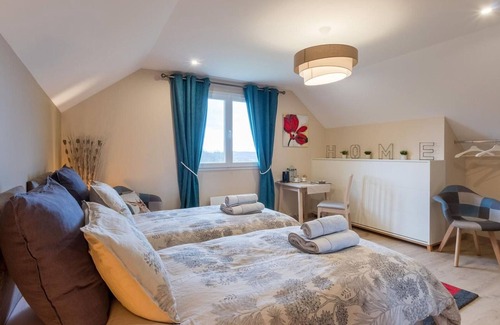 Vyans-le-Val Bed & Breakfast | Spacious room with sauna and electric bikes in Vyans-le-Val