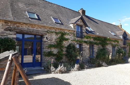 Ruffiac House | Spacious rural gite near Malestroit, Brittany - sleeps 6