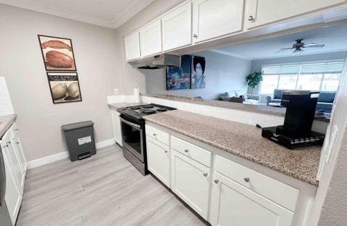 Northwest Torrance Apartment | Spacious South Bay Condo