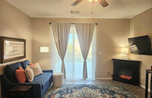 Providence Apartment | Spacious studio in fabulous Las Vegas with WiFi, AC