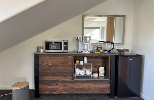 Hollister Apartment | Spacious studio in Hollister