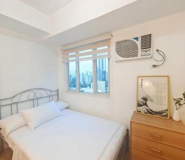 South Triangle Apartment | Spacious studio MPLACE Tower C