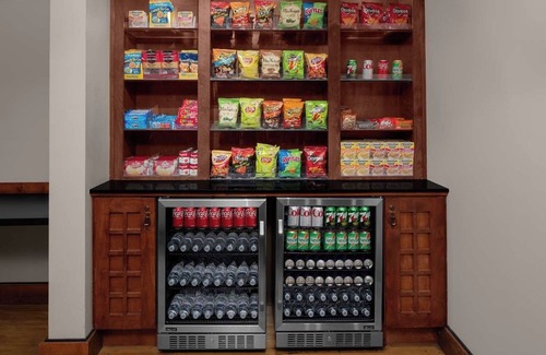 Sacramento House | Spacious Suite Perfect for Family and Extended Stays Near CSUS