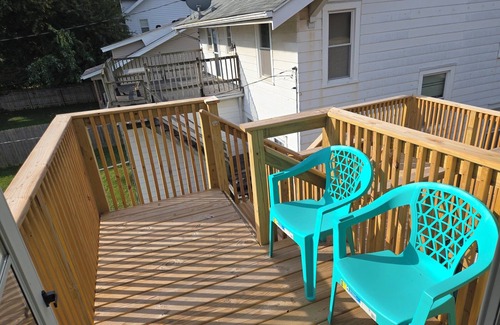 Davenport Apartment | Spacious sunny 2-bedroom apartment with all the comforts of home