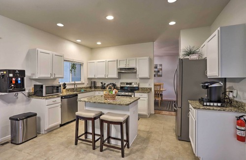 Thornton House | Spacious Thornton Home: 15 Mi to Downtown Denver!