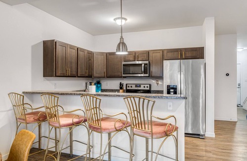 O'Fallon House | Spacious Townhome Retreat by StayLage