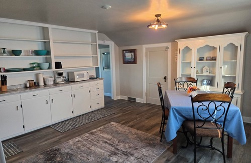 Two Rivers Apartment | Spacious upstairs apartment with WiFi centrally located in Two Rivers