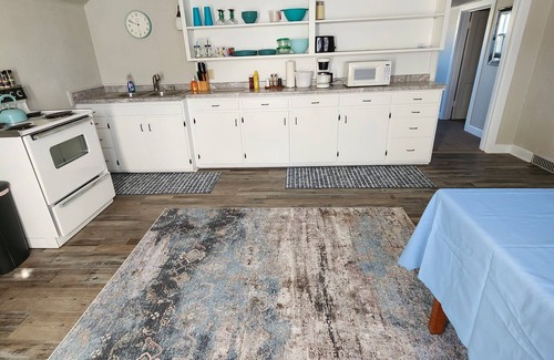 Two Rivers Apartment | Spacious upstairs apartment with WiFi centrally located in Two Rivers