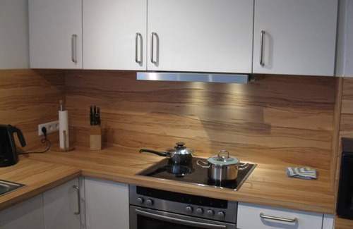 Ascheberg House | Spacious vacation apartment with balcony (lake view), garden and direct lake access