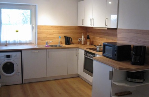 Ascheberg House | Spacious vacation apartment with balcony (lake view), garden and direct lake access