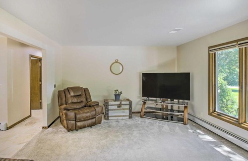 Branch House | Spacious Whitelaw Abode with Patio on 17 Acres!