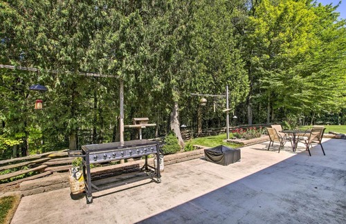 Branch House | Spacious Whitelaw Abode with Patio on 17 Acres!