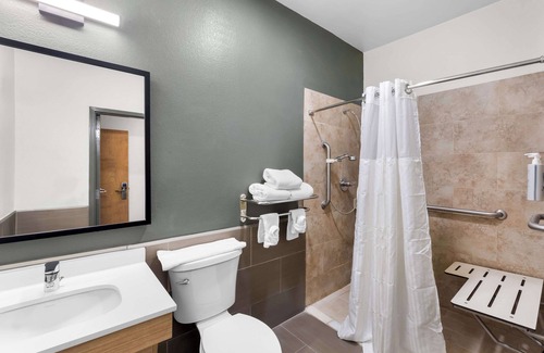 Calhoun Hotel | Spark by Hilton Calhoun