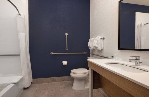 El Paso Hotel | Spark by Hilton El Paso University