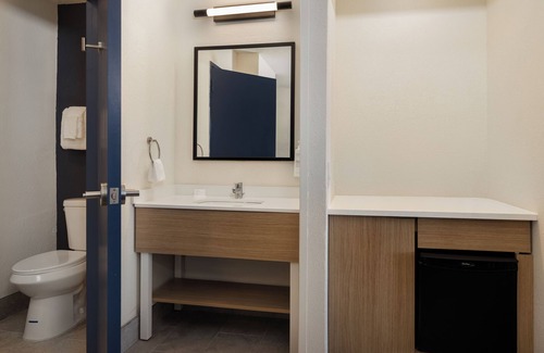 El Paso Hotel | Spark by Hilton El Paso University