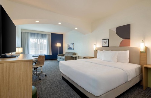 Hammond Hotel | Spark by Hilton Hammond