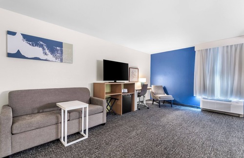 Kimball Hotel | Spark by Hilton Kimball