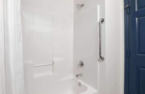 Summerville Hotel | Spark by Hilton Summerville