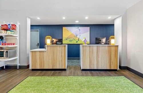 Winston - Salem Hotel | Spark by Hilton Winston-Salem University