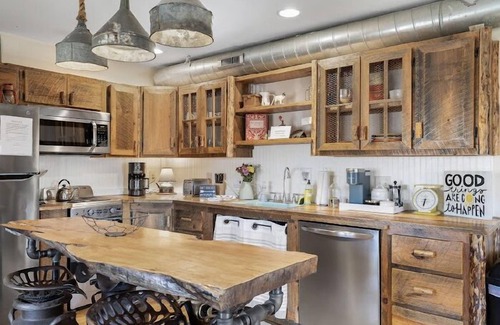 Lupton City Cabin | Sparrow Nest, Hot Tub, 20 min. from downtown Chattanooga!