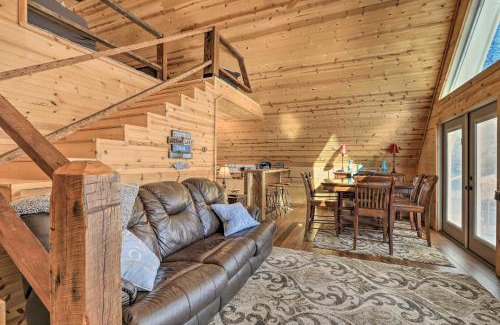 Milledgeville House | Sparta Lake Home with Deck and Boating Access!