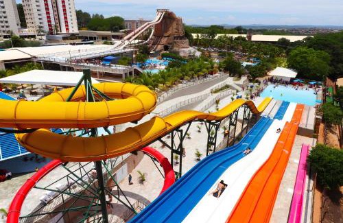 Prive das Caldas Apartment | Spazio DiRoma com Acesso ao Acqua parque