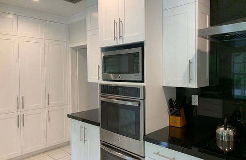 Key Biscayne Villa | Spectacular 6 bedrooms waterfront in the exclusive island of Key Biscayne