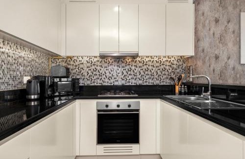 Trade Center Apartment | Spectacular Burj View from Infinity Pool