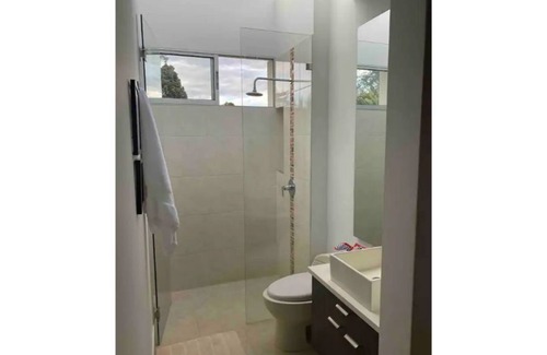 Rionegro Villa | Spectacular farmhouse in Llanogrande : Zaragoza