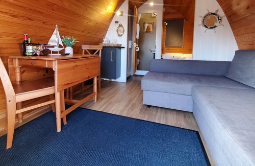 Morecambe Cabin | Spectacular Holiday Pod overlooking the River Lune