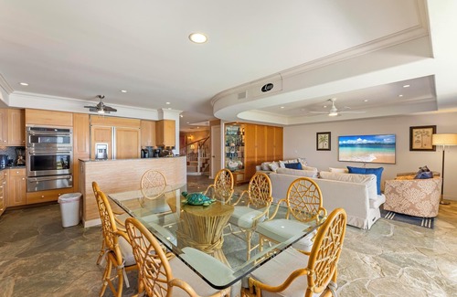 Downtown Lahaina House | Spectacular, Oceanfront 3 bedroom + den, AC, pool, sleeps 7.