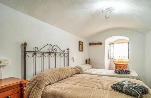 Guadix House | Spend a special vacation in this traditional and cozy cottage in Gaudix.