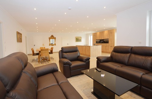Westerdeichstrich Apartment | Spend your dream vacation in a 140 sqm 4 room 5 * new building FW EG