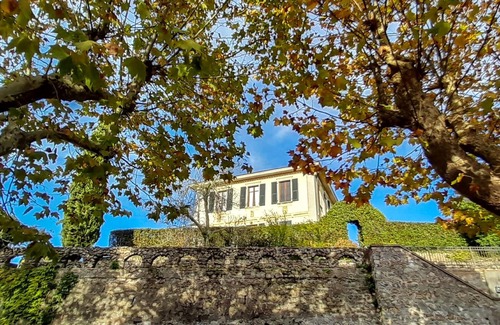 Fivizzano House | Spend your Tuscany vacation in style in this appealing vacation home.