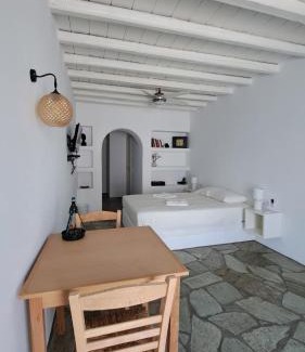 Katapola House | Spice Suites-Lime