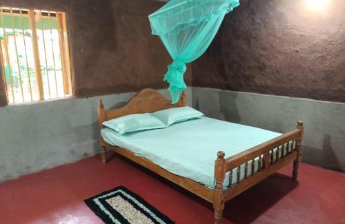 Moragaswewa Hotel | Spice Village Hotel & Restaurant