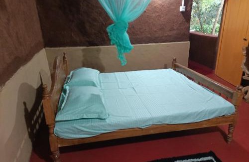 Moragaswewa Hotel | Spice Village Hotel & Restaurant