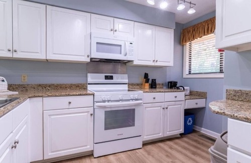 Shipyard Plantation House | Spinnaker 2 Bedroom Townhome by Hilton Head Accommodations: FREE bikes plus more