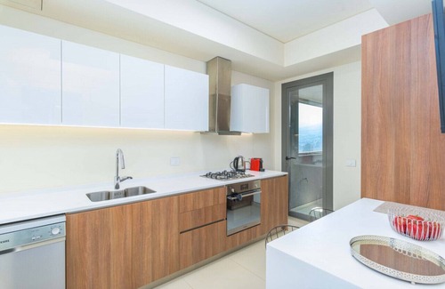 Dekwaneh Apartment | Spire 3-Bedroom Apartment W/24/7 Power