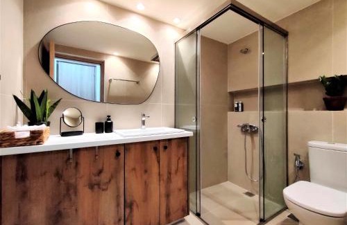 Steniai House | Spiti Sea View Neoclassical House in Stenies