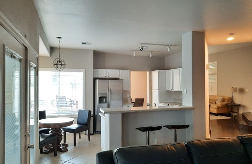 Green Valley House | SPLASH into FUN! Private yard Htd POOL, BBQ, PETs OK, 10 Min to Strip