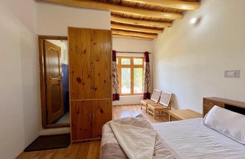 Leh House | Sponbo Guest House, Leh