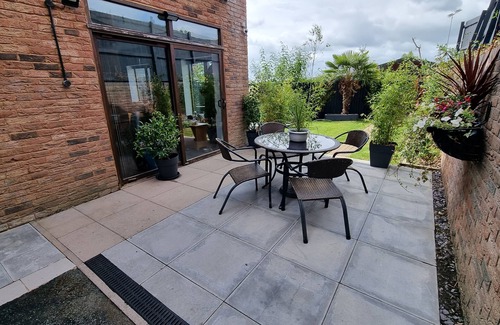 Llansantffraid-ym-Mechain Apartment | Spoonley Apartment in Llansantffraid ym Mechain