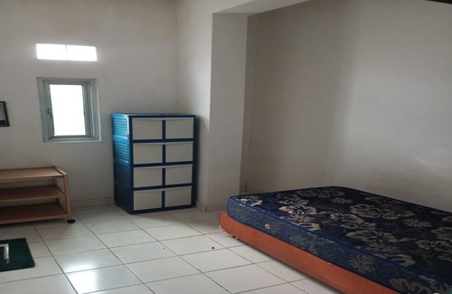 Ragunan Hotel | SPOT ON 93722 Shannhay Guest House Syariah