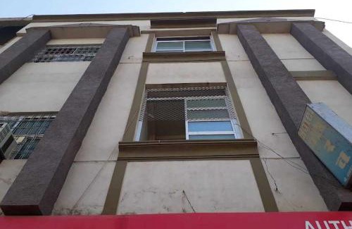 Shujalpur Hotel | SPOT ON Hotel