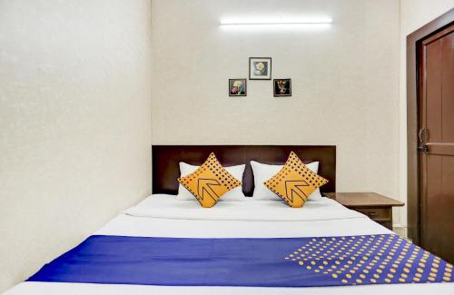 Ghaziabad Hotel | SPOT ON Kings Lodge